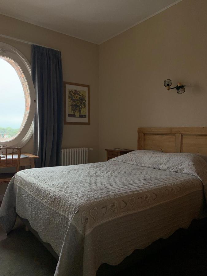 Hotel Le Caddy Le Touquet Bagian luar foto