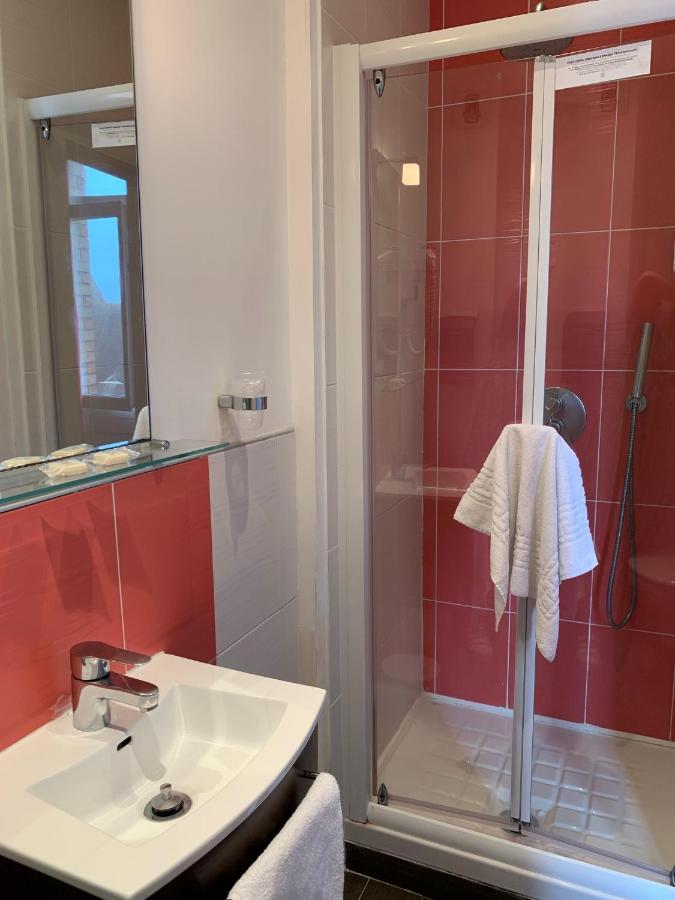Hotel Le Caddy Le Touquet Bagian luar foto